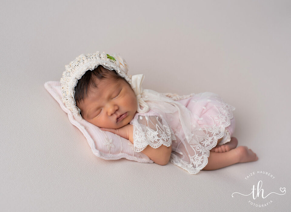 Maria Clara - Newborn