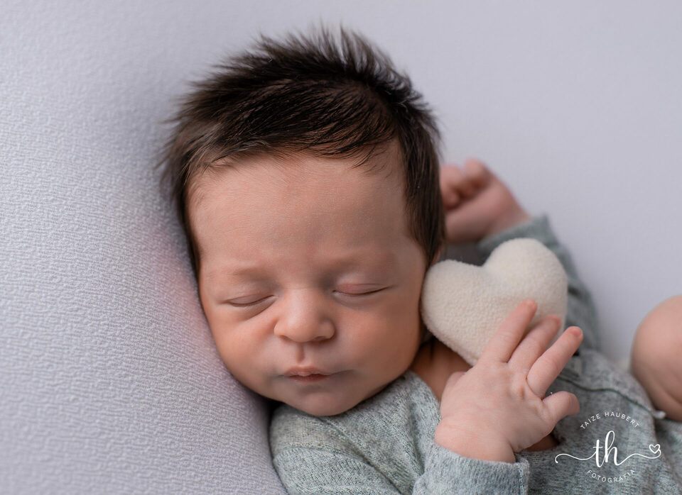 Thomaz - Newborn